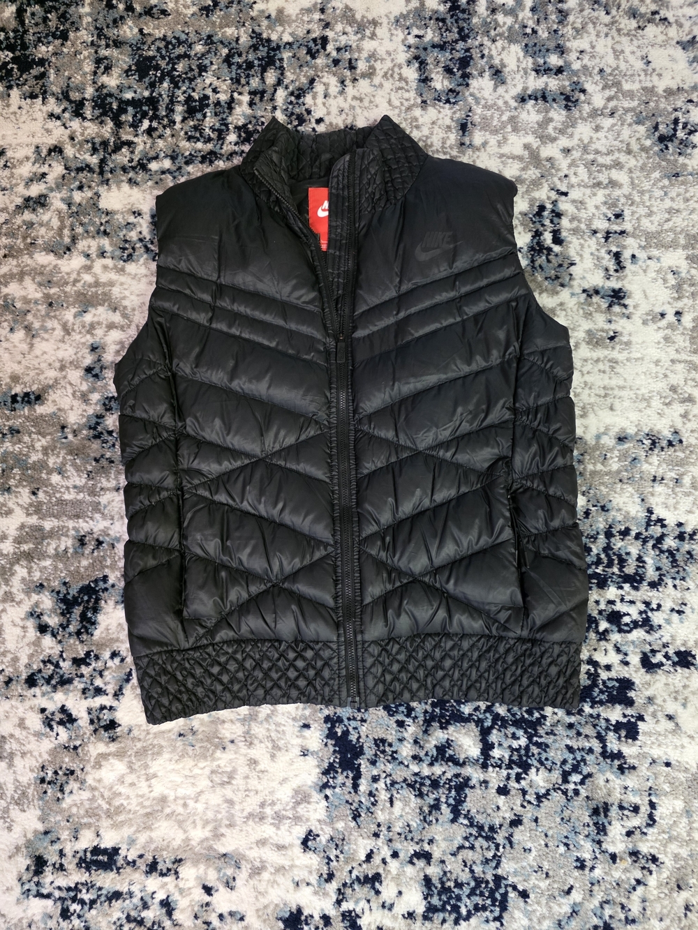 Women’s Nike Cascade Black Goose Down Full Zip Vest Size L